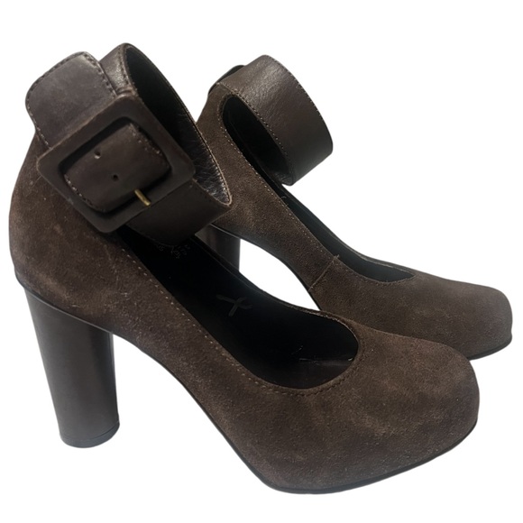 LL Bean Suede Platform Slip Om Adjustable Strap Pump Heels size 7.5 Brown - Picture 1 of 16